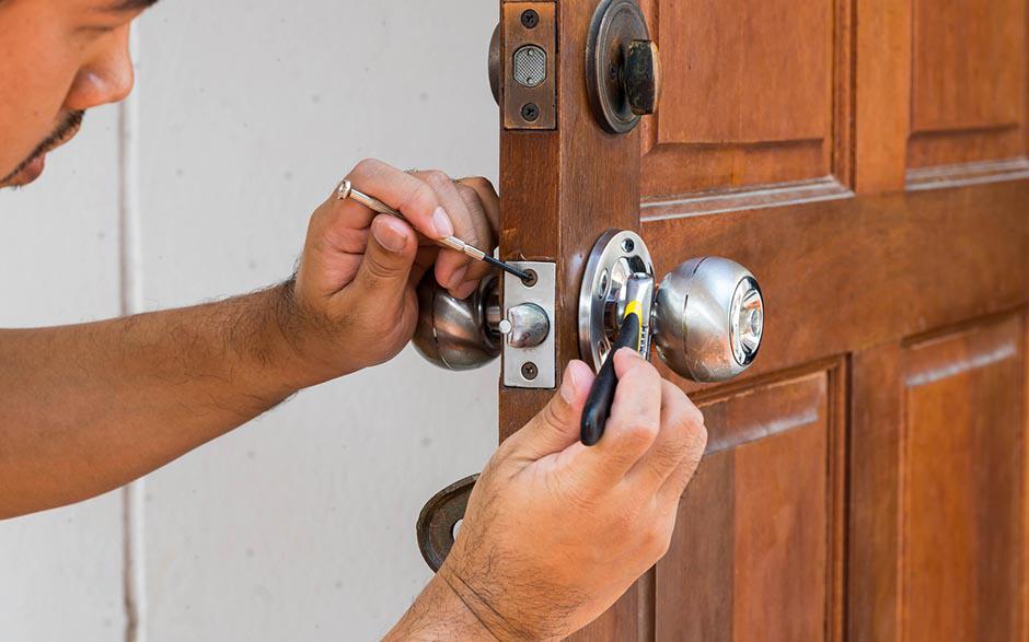 prix d'un serrurier pour ouvrir une porte Chelles